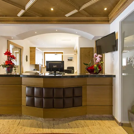 Theresia Otel