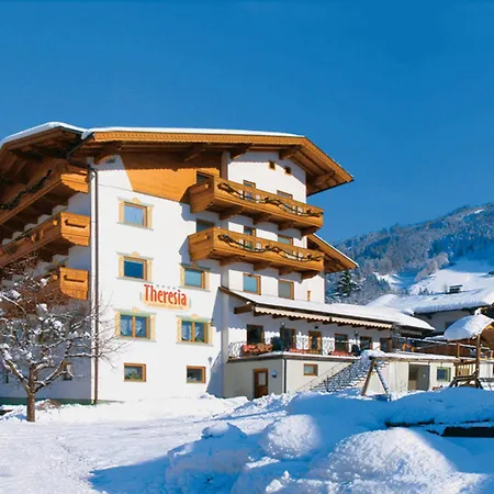 Hotel Theresia 4*